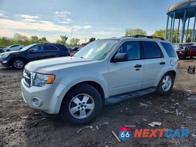 2009 FORD ESCAPE 1FMCU93G19KB10440 - główne zdjęcie licytacji z USA - miniatura