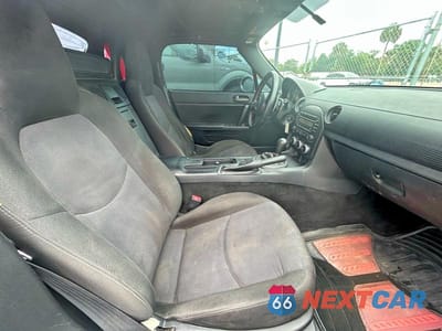 Zdjęcie 6 z 14 samochodu: 2014 MAZDA MX-5 MIATA SPORT VIN:JM1NC2JF6E0235957 - miniatura