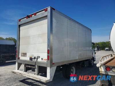 Trzecie zdjęcie samochodu z tyłu: 2016 ISUZU NQR REFRIGERATED BOX TRUCK VIN:JALE5W164G7902163 - miniatura