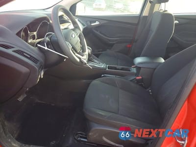 Zdjęcie 7 z 12 samochodu: 2017 FORD FOCUS SE VIN:1FADP3F23HL201978 - miniatura