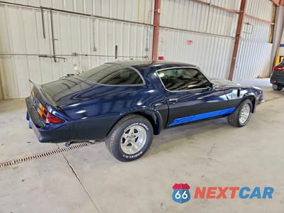 Trzecie zdjęcie samochodu z tyłu: 1981 CHEVROLET CAMARO VIN:1G1AP87L2BN129242 - miniatura