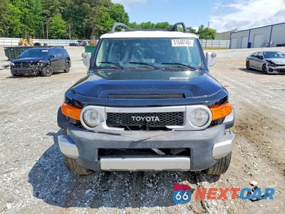 Piąte zdjęcie samochodu w środku: 2011 TOYOTA FJ CRUISER BASE VIN:JTEZU4BF8BK011111 - miniatura