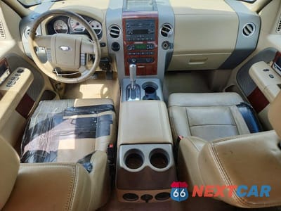 Zdjęcie 8 z 12 samochodu: 2007 FORD F150 VIN:1FTPX12V87FB80375 - miniatura