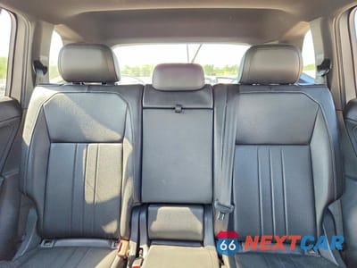Zdjęcie 10 z 13 samochodu: 2023 VOLKSWAGEN TIGUAN SE R-LINE BLACK VIN:3VVCB7AXXPM016565 - miniatura