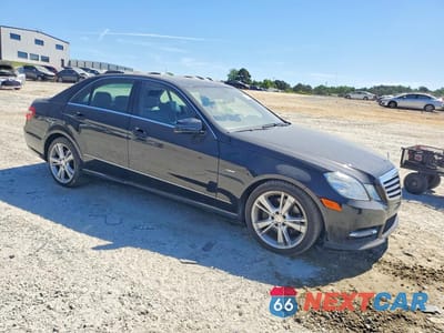 Czwarte zdjęcie samochodu z boku: 2012 MERCEDES-BENZ E 350 VIN:WDDHF5KB9CA572718 - miniatura