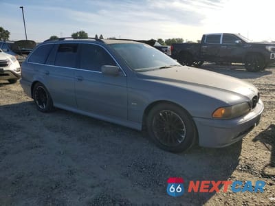 Czwarte zdjęcie samochodu z boku: 2001 BMW 540 IT AUTOMATIC VIN:WBADR63401GN91932 - miniatura