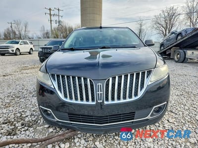 Piąte zdjęcie samochodu w środku: 2011 LINCOLN MKX VIN:2LMDJ8JK0BBJ18175 - miniatura