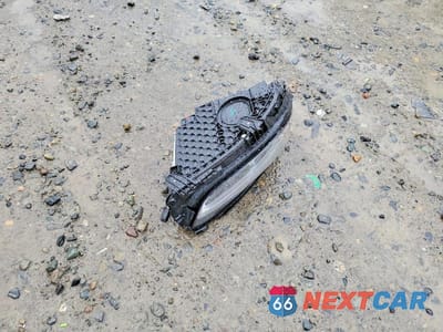 Zdjęcie 12 z 12 samochodu: 2024 MERCEDES-BENZ C 300 4MATIC VIN:W1KAF4HB0RR190543 - miniatura