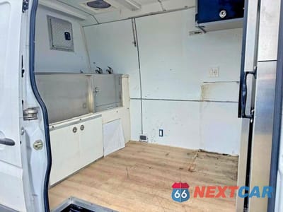 Zdjęcie 6 z 14 samochodu: 2016 MERCEDES-BENZ SPRINTER 2500 VIN:WD3PE7CD8GP190441 - miniatura