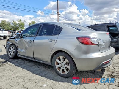 Drugie zdjęcie samochodu z przodu: 2011 MAZDA 3 I VIN:JM1BL1VG0B1479898 - miniatura