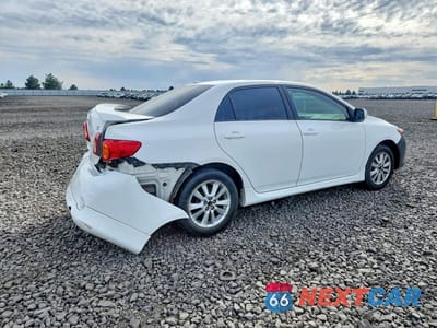 Trzecie zdjęcie samochodu z tyłu: 2010 TOYOTA COROLLA S VIN:2T1BU4EE1AC442916 - miniatura