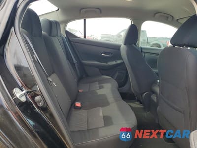 Zdjęcie 10 z 11 samochodu: 2023 NISSAN SENTRA SV VIN:3N1AB8CV5PY281025 - miniatura