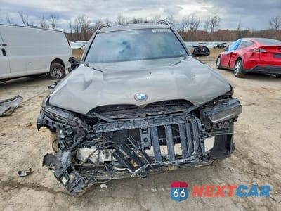 Piąte zdjęcie samochodu w środku: 2024 BMW X7 M60I VIN:5UX33EM08R9U31933 - miniatura
