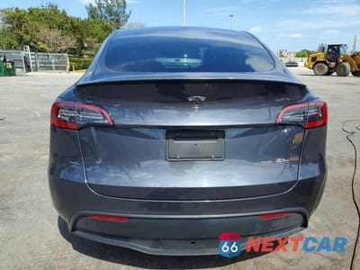 Zdjęcie 6 z 13 samochodu: 2022 TESLA MODEL Y VIN:7SAYGDEF8NF379635 - miniatura