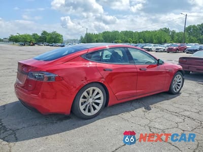 Trzecie zdjęcie samochodu z tyłu: 2016 TESLA MODEL S VIN:5YJSA1E27GF144758 - miniatura