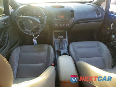 Zdjęcie 8 z 13 samochodu: 2014 KIA FORTE EX VIN:KNAFX5A84E5163846 - miniatura