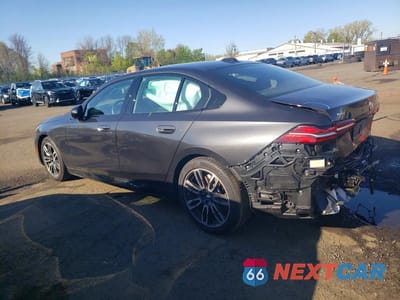 Drugie zdjęcie samochodu z przodu: 2025 BMW 540 XI VIN:WBA63FJ01SCT78491 - miniatura