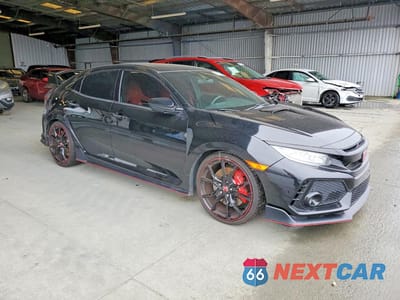 Czwarte zdjęcie samochodu z boku: 2018 HONDA CIVIC TYPE-R TOURING VIN:SHHFK8G7XJU203596 - miniatura