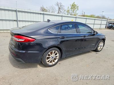 Trzecie zdjęcie samochodu z tyłu: 2019 FORD FUSION SE VIN:3FA6P0LU6KR158968 - miniatura