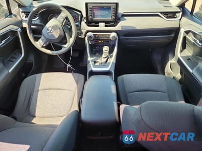 Zdjęcie 8 z 13 samochodu: 2019 TOYOTA RAV4 XLE VIN:JTMP1RFV6KD038699 - miniatura
