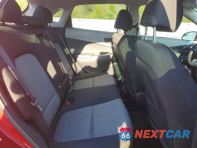 Zdjęcie 11 z 13 samochodu: 2021 HYUNDAI KONA SE VIN:KM8K12AA4MU659492 - miniatura