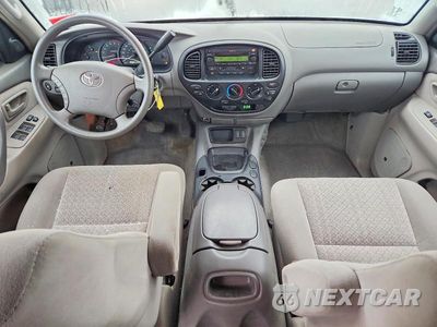 Zdjęcie 8 z 11 samochodu: 2006 TOYOTA TUNDRA SR5 VIN:5TBDT441X6S537590 - miniatura