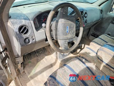 Zdjęcie 8 z 12 samochodu: 2006 FORD F150 VIN:1FTRF145X6NA60297 - miniatura
