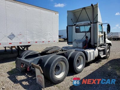 Czwarte zdjęcie samochodu z boku: 2014 MACK 600 CXU600 VIN:1M1AW02Y1EM040609 - miniatura