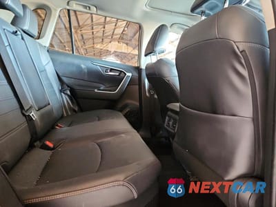 Zdjęcie 11 z 13 samochodu: 2023 TOYOTA RAV4 XLE PREMIUM VIN:4T3B6RFV0PU138612 - miniatura