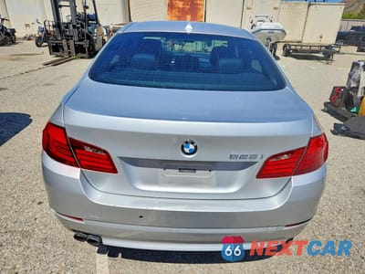 Zdjęcie 6 z 12 samochodu: 2013 BMW 528 I VIN:WBAXG5C54DD234393 - miniatura