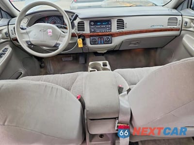 Zdjęcie 8 z 12 samochodu: 2004 CHEV IMPALA VIN:2G1WF52E449203430 - miniatura