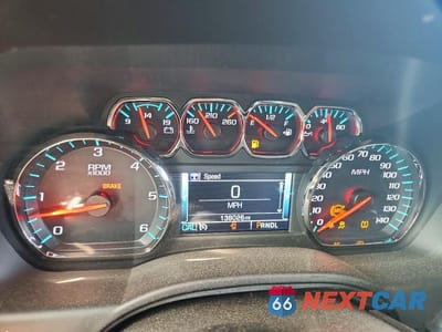 Zdjęcie 9 z 14 samochodu: 2020 CHEVROLET SUBURBAN K1500 LT VIN:1GNSKHKC0LR115388 - miniatura