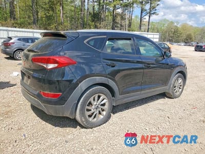 Trzecie zdjęcie samochodu z tyłu: 2016 HYUNDAI TUCSON SE VIN:KM8J33A49GU195044 - miniatura