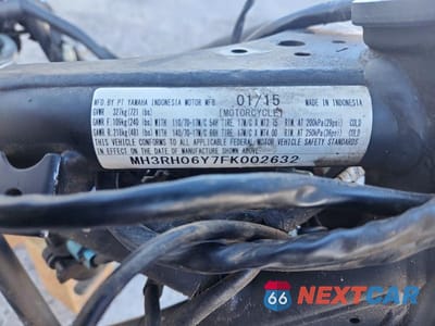 Zdjęcie 9 z 9 samochodu: 2015 YAMAHA YZFR3 VIN:MH3RH06Y7FK002632 - miniatura