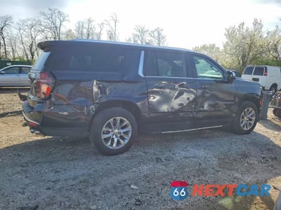Trzecie zdjęcie samochodu z tyłu: 2023 CHEVROLET SUBURBAN C1500 PREMIER VIN:1GNSCFKD8PR394881 - miniatura