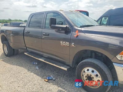 Zdjęcie 9 z 10 samochodu: 2018 RAM 3500 ST VIN:3C63RRGL4JG413065 - miniatura