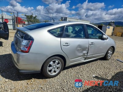 Trzecie zdjęcie samochodu z tyłu: 2005 TOYOTA PRIUS BASE VIN:JTDKB20U653017750 - miniatura