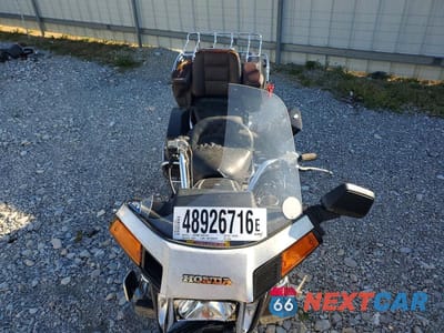 Piąte zdjęcie samochodu w środku: 1986 HONDA GL1200 I VIN:1HFSC141XGA205988 - miniatura