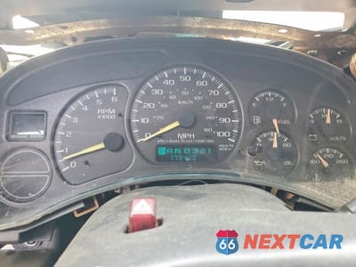 Zdjęcie 9 z 13 samochodu: 2001 CHEVROLET SILVERADO C1500 VIN:2GCEC19V711156527 - miniatura