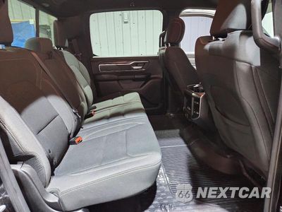 Zdjęcie 10 z 12 samochodu: 2019 RAM 1500 BIG HORN VIN:1C6SRFFTXKN804273 - miniatura