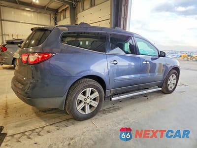 Trzecie zdjęcie samochodu z tyłu: 2014 CHEVROLET TRAVERSE LT VIN:1GNKVHKD3EJ186103 - miniatura