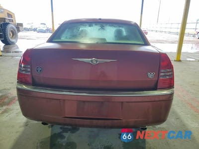 Zdjęcie 6 z 12 samochodu: 2007 CHRYSLER 300C VIN:2C3LA63H87H767152 - miniatura
