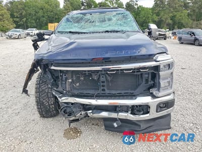 Piąte zdjęcie samochodu w środku: 2025 FORD F250 SUPER DUTY VIN:1FT8W2BT4SEE08656 - miniatura