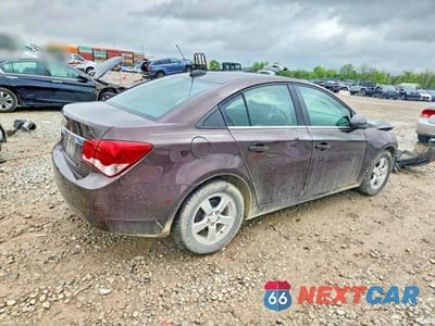 Trzecie zdjęcie samochodu z tyłu: 2015 CHEVROLET CRUZE LT VIN:1G1PC5SB7F7224912 - miniatura