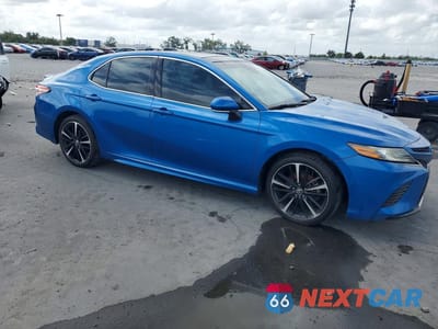 Czwarte zdjęcie samochodu z boku: 2019 TOYOTA CAMRY XSE VIN:4T1B61HKXKU256849 - miniatura