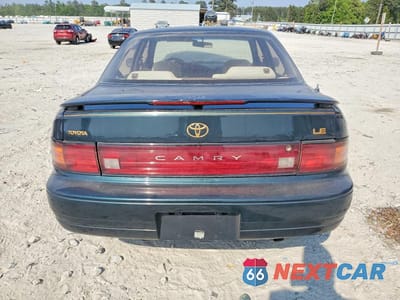 Zdjęcie 6 z 12 samochodu: 1994 TOYOTA CAMRY LE VIN:JT2SK12E9R0250330 - miniatura