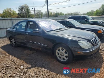 Czwarte zdjęcie samochodu z boku: 2001 MERCEDES-BENZ S 500 VIN:WDBNG75J31A159939 - miniatura
