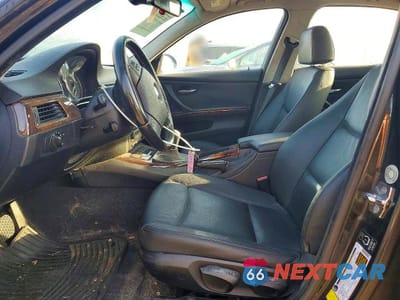 Zdjęcie 7 z 12 samochodu: 2006 BMW 325 I VIN:WBAVB13526KR66860 - miniatura