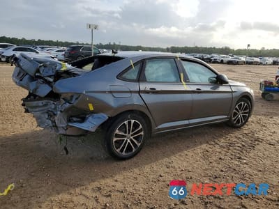 Trzecie zdjęcie samochodu z tyłu: 2024 VOLKSWAGEN JETTA SPORT VIN:3VWBM7BU1RM001767 - miniatura
