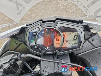 Zdjęcie 7 z 9 samochodu: 2021 KAWASAKI ZX636 K VIN:JKBZXJH11MA008412 - miniatura